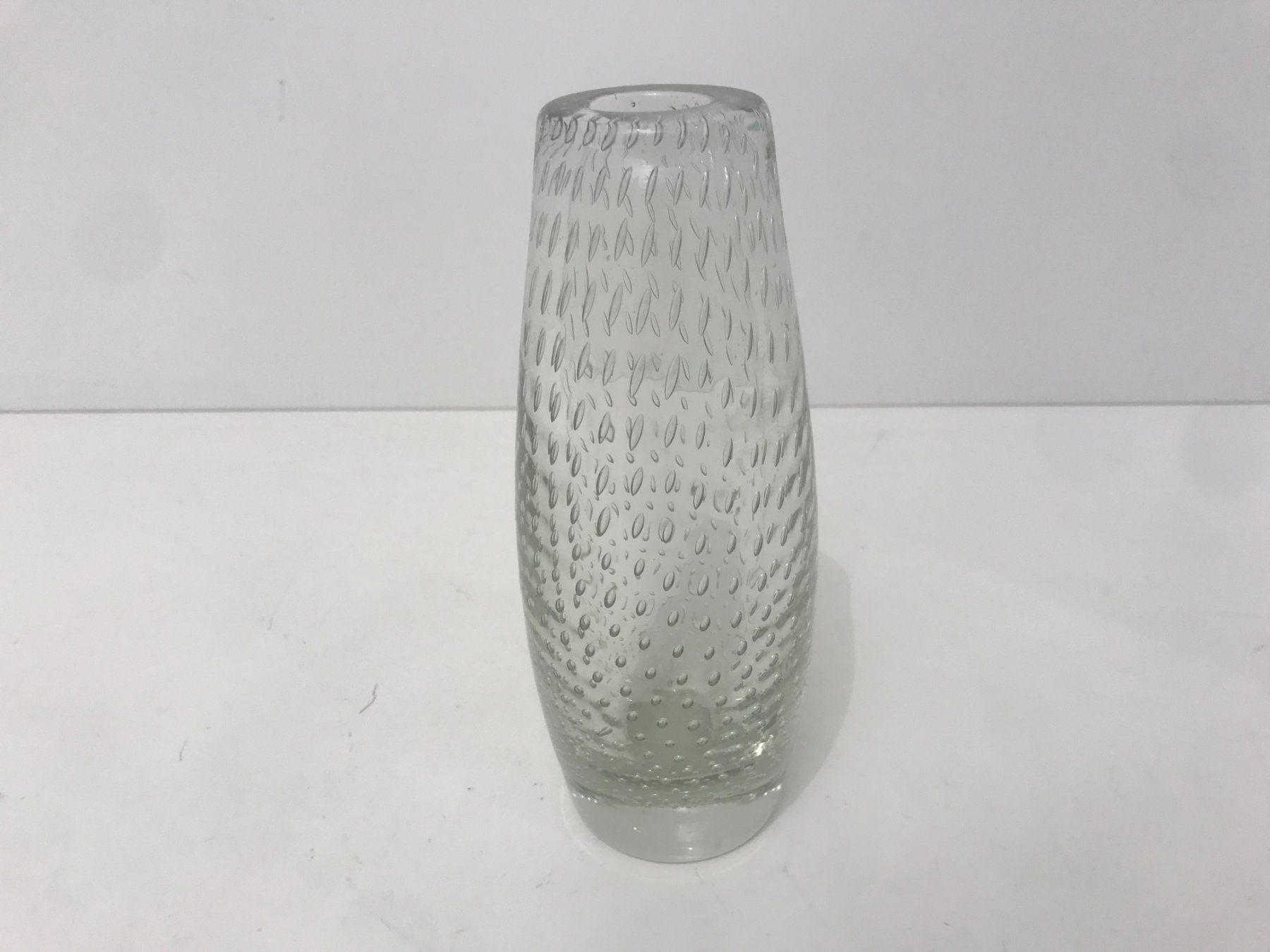 Vasen & Gefässe: Vintage Böhmischen Boho Art Glas Vase – Gebraucht aus Gersau von pd-design-and-art