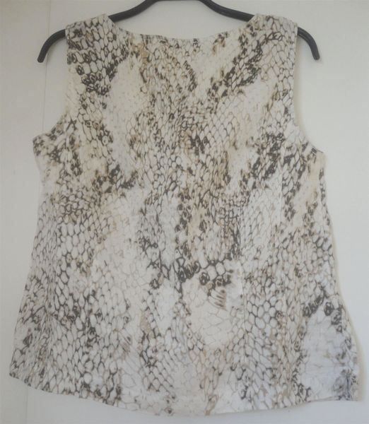 Tops: MARCO PECCI : Top 100% lin, crème imprimé python gris, M – Neu und originalverpackt aus Petit-Lancy von lilycerise 2