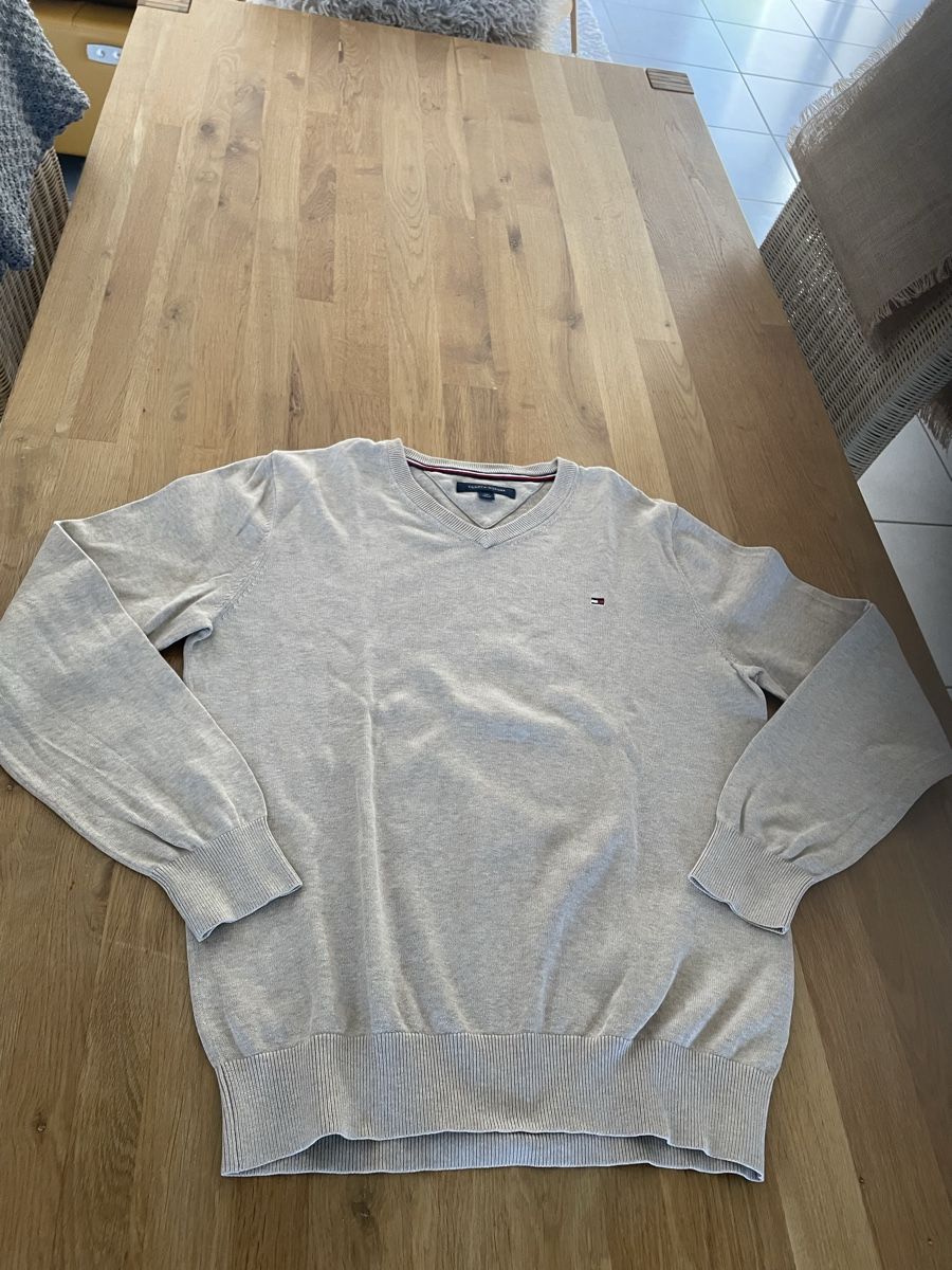 Tommy Hilfiger Pullover & Sweatshirts: Tommy Hilfiger Pullover V-Ausschnitt beige Grösse L – Gebraucht aus Dübendorf von jlu_r7hz 3