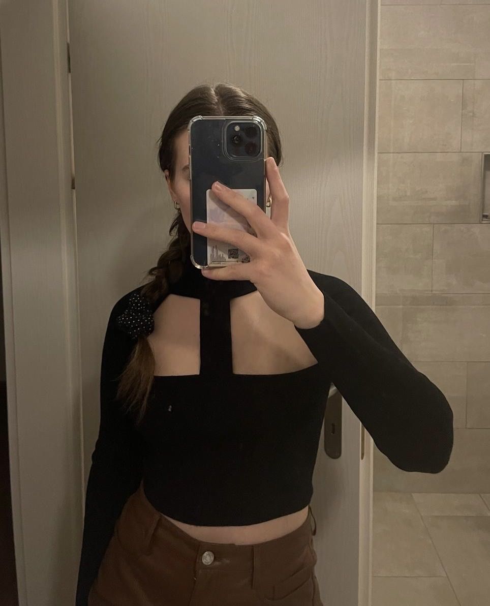 Zara Top: schwarzes Top von Zara – Usato da Männedorf venduto da giu_wm6d