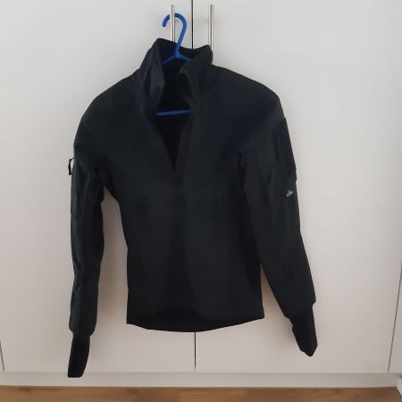 UF PRO Jacke gefüttert Grösse S