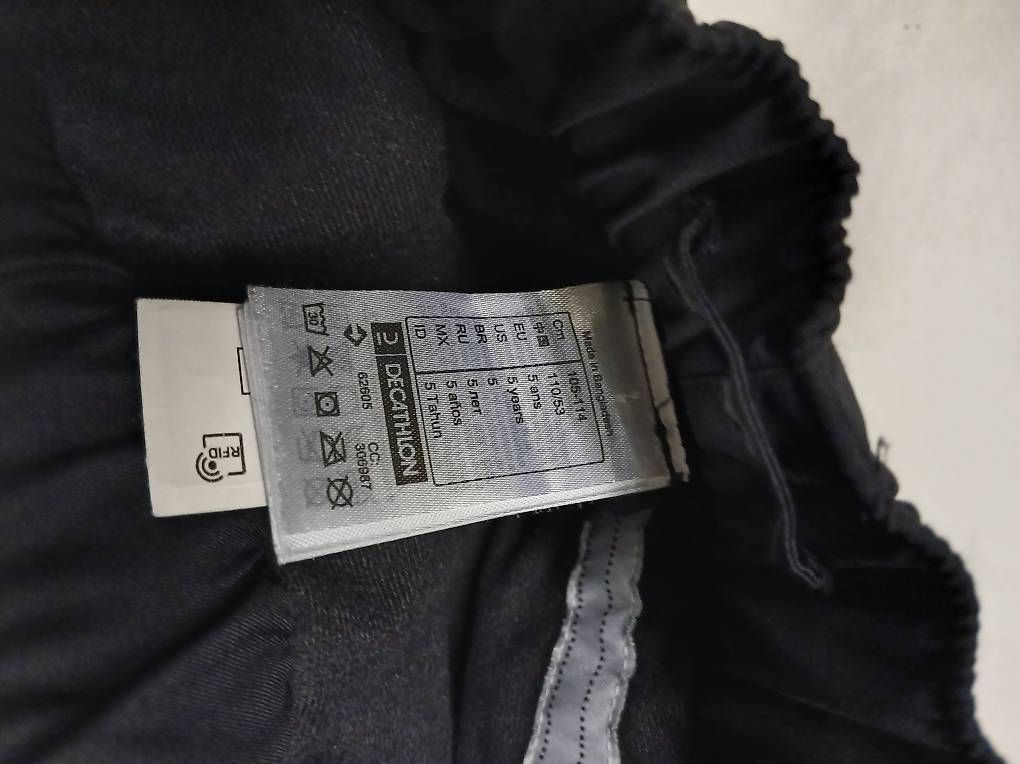 Decathlon Pantaloni: Skihose decathlon Gr 104/110 – Usato da Münchwilen TG venduto da miwirz 1