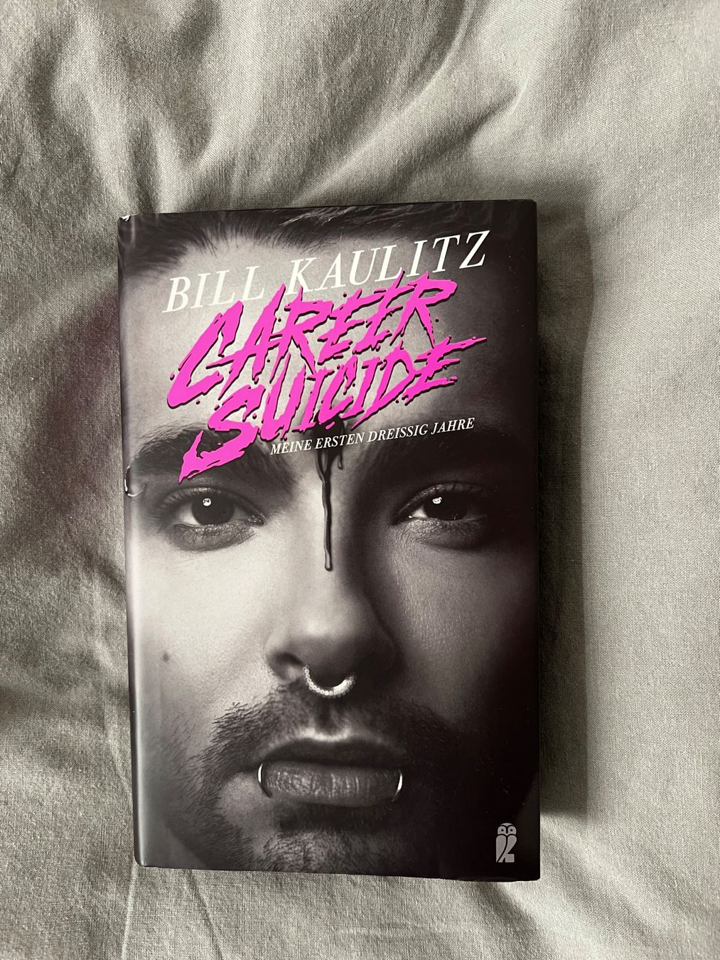 Bücher: Buch Career Suicide von Bill Kaulitz – Neu (gemäss Beschreibung) aus Herisau von Nimsajg