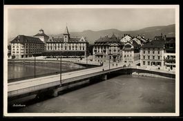 Solothurn, Brücke und Häuser am Fluss