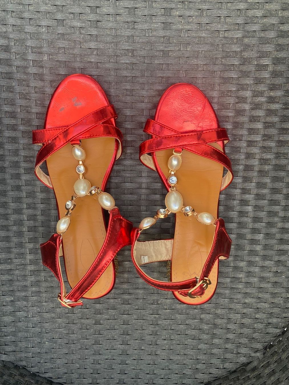 Scarpe da donna: SUMMERTIME - stylischer Sommerschuh mit Perlen, rot, 39 – Usato da Winkel venduto da ferrari2022 3
