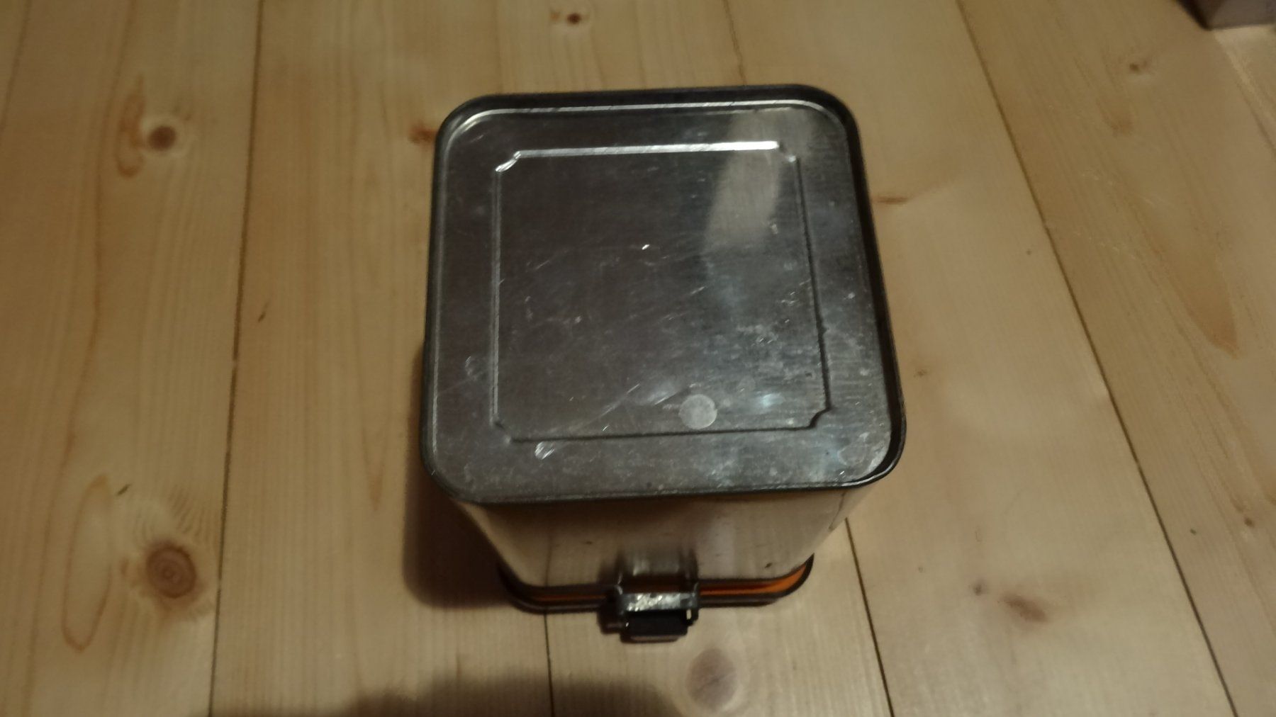 Contenitori & Simili: alte Vorratsdose Blech  13cm hoch – Usato da Anwil venduto da zuggi57 2
