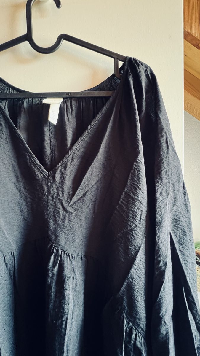 H&M Vestiti: Robe noire fluide H&M - Élégante et confortable - Taille L – Usato da Fribourg venduto da alex_afs 1