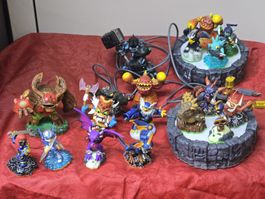Figurines Skylanders lot avec portails bon état