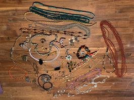 Modeschmuck Konvolut neu und alt