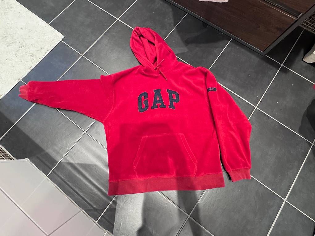 Maglioni & Felpe: Gap Fleece Kapuzenpullover weinrot – Usato da Zumikon venduto da Schlufi123