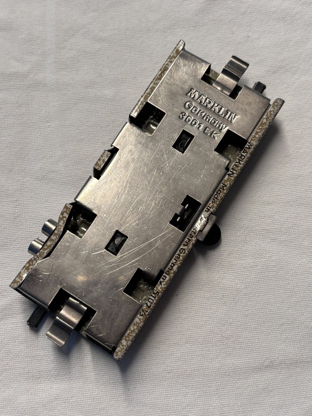 Märklin Modellini di ferrovie: Märklin M-Entkopplungsgeleise – Usato da Orpund venduto da Shivatiger 3