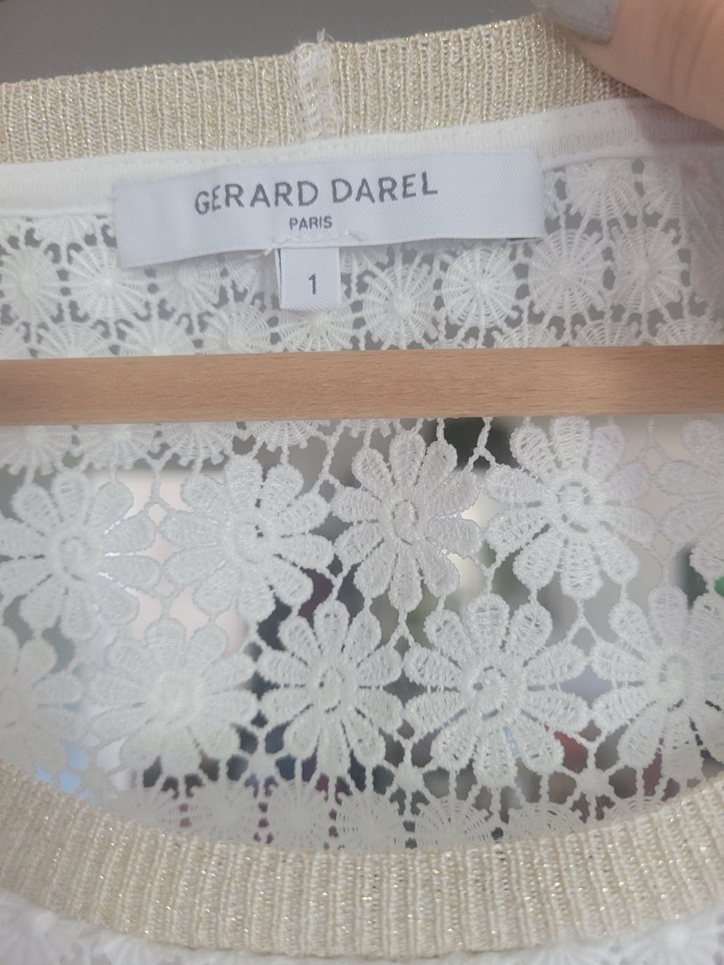 Gérard Darel T-shirt: t shirt blanc gerard darel – Usato da Yverdon-les-bains venduto da sma_c6wn 2
