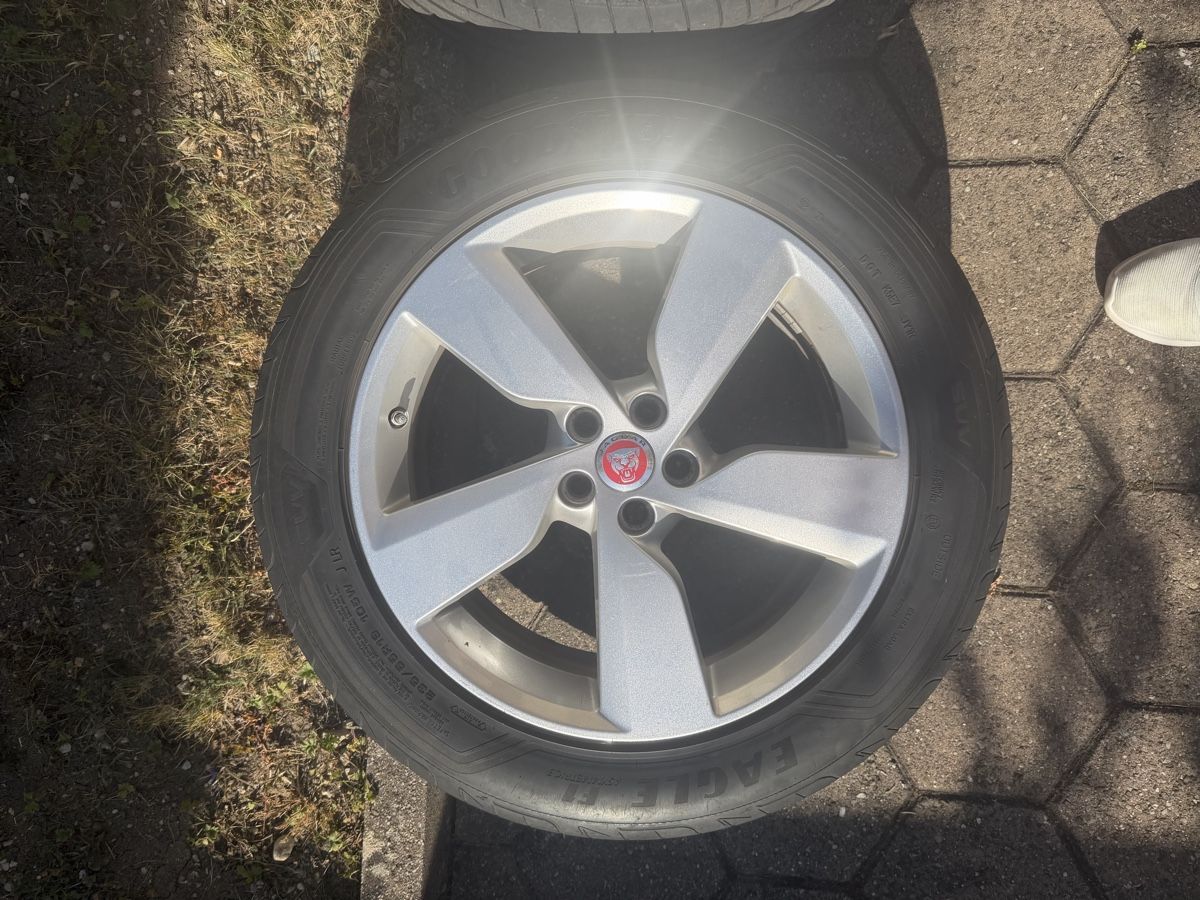 Pneus & Roues: Sommerreifen  – D'occasion à Oftringen par roy_j87t 1
