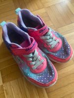 Turnschuhe von Skechers Grösse 33 mit Licht