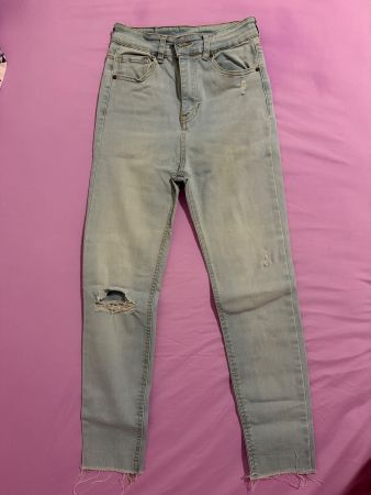 Jean Pull and Bear bleu clair usé taille XS occasion