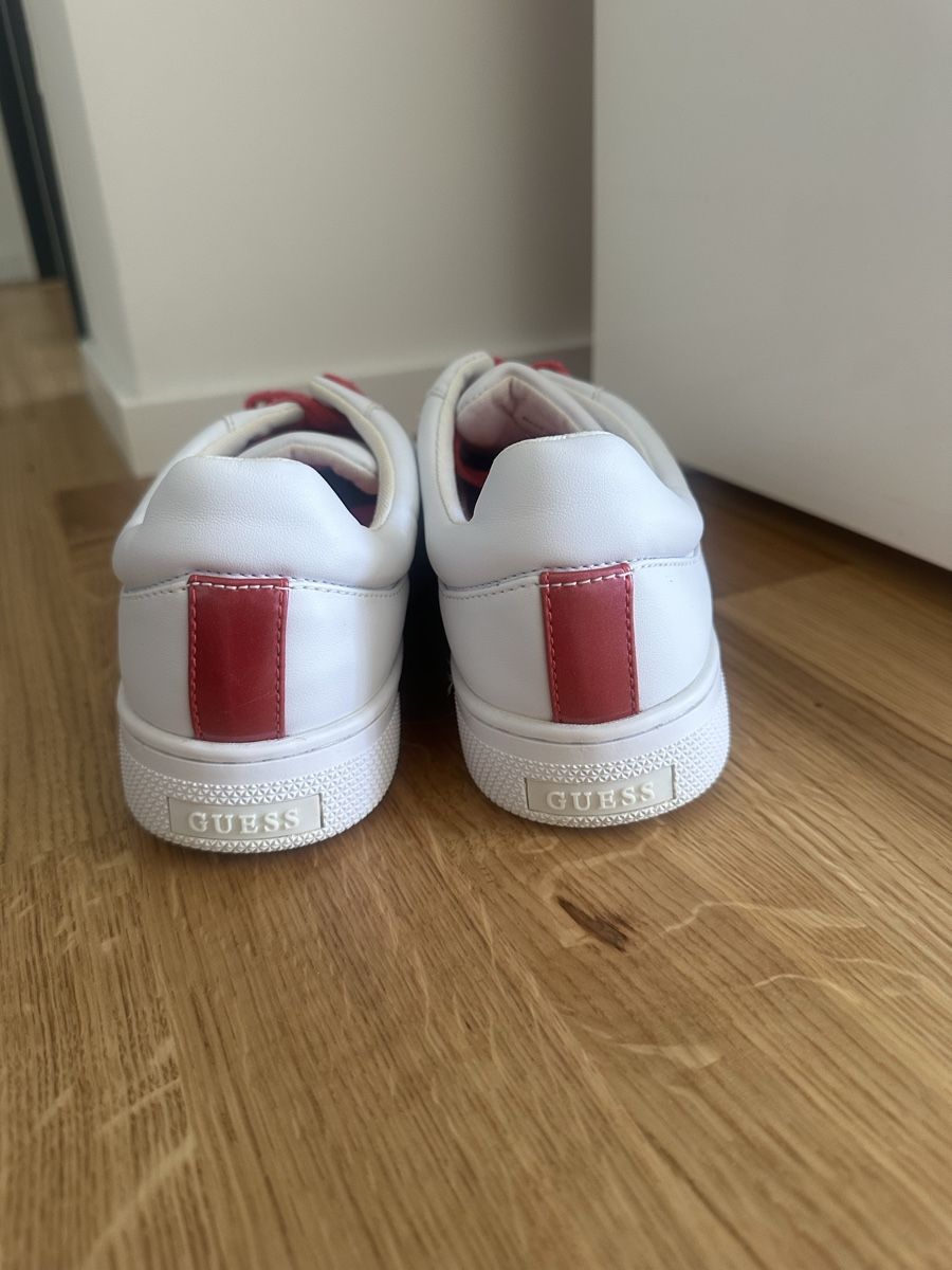 Guess Scarpe da donna: Guess Sneaker – Usato da Dietikon venduto da Terezah 2