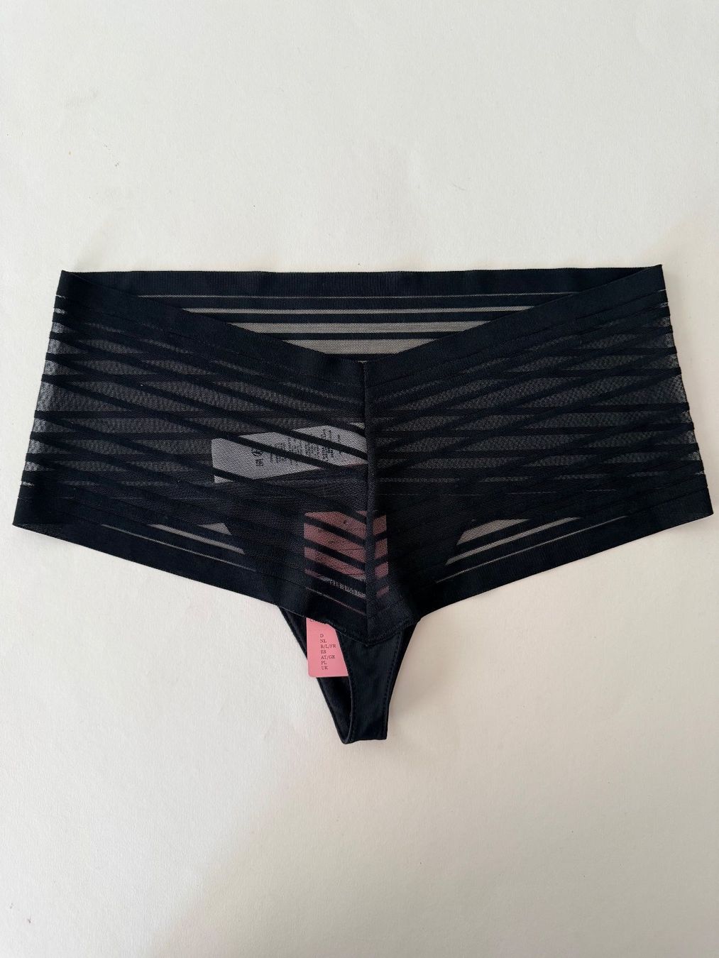 Hunkemöller Sonstige Unterwäsche: HUNKEMÖLLER, String Strip INVISIBLE, Grösse S, Farbe Schwarz – Neu und originalverpackt aus Rudolfstetten von gst_g7xl 2