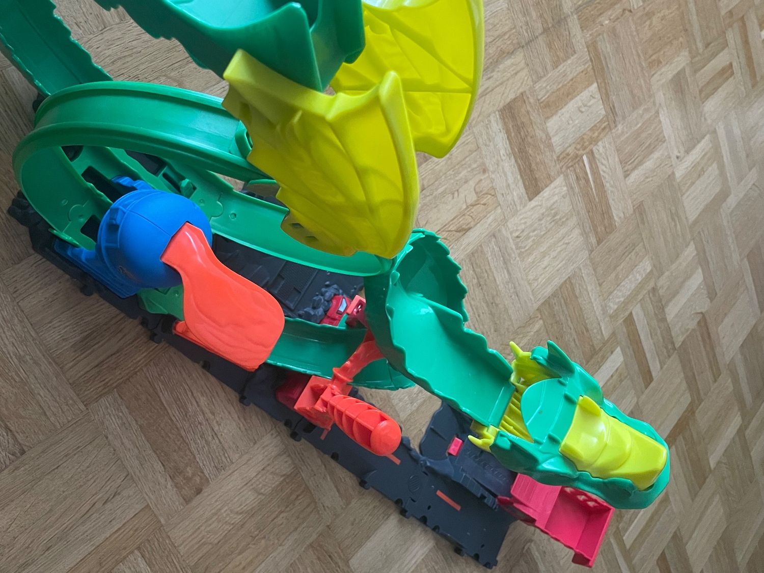 Hot Wheels Rennbahnen: Hot Weehls Bahn – Gebraucht aus Niederlenz von JasminaK01 1
