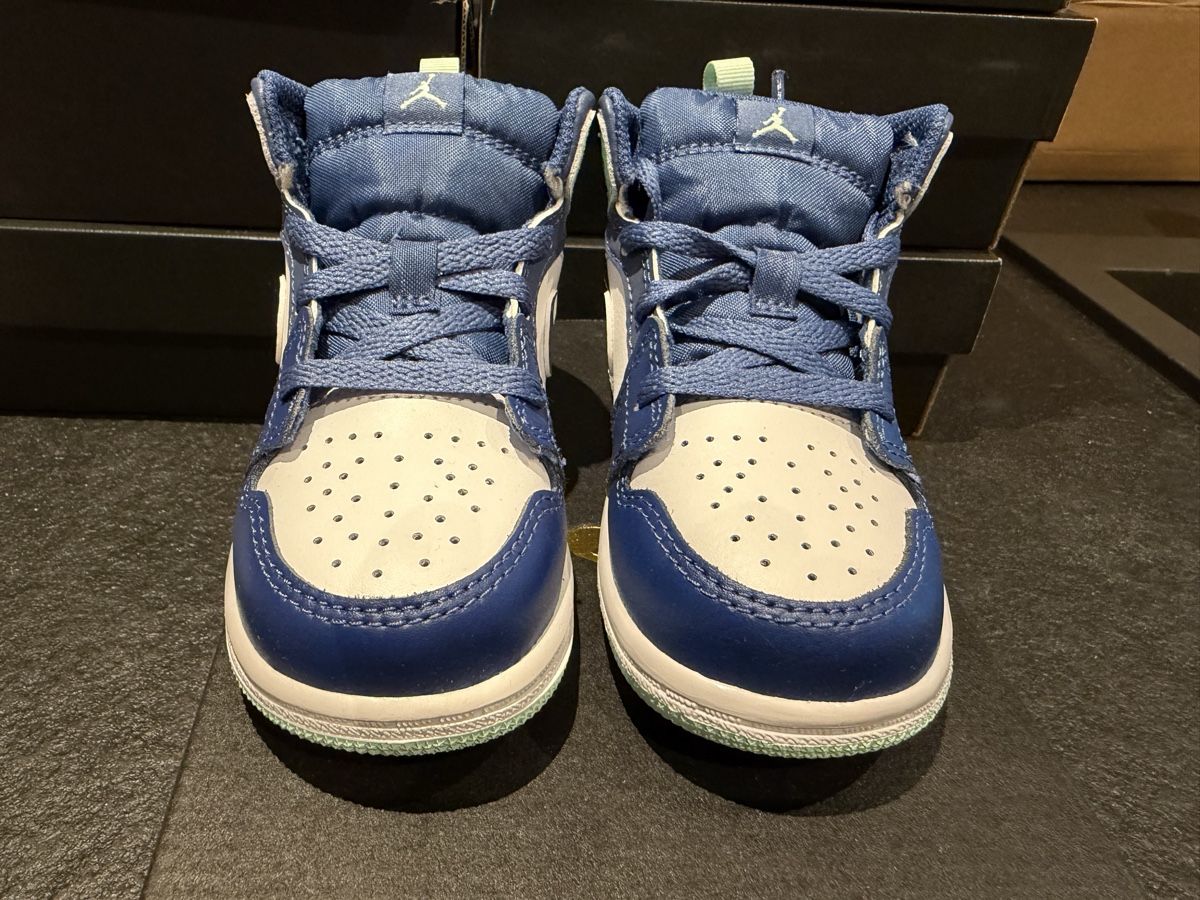 Jordan Schuhe für Jungen: Baskets Jordan 1 Mid 8C taille 25 – Neu und originalverpackt aus Villaz-St-Pierre von pepe86 1