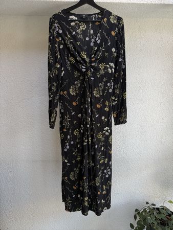 Abito lungo C&A nero con stampa floreale