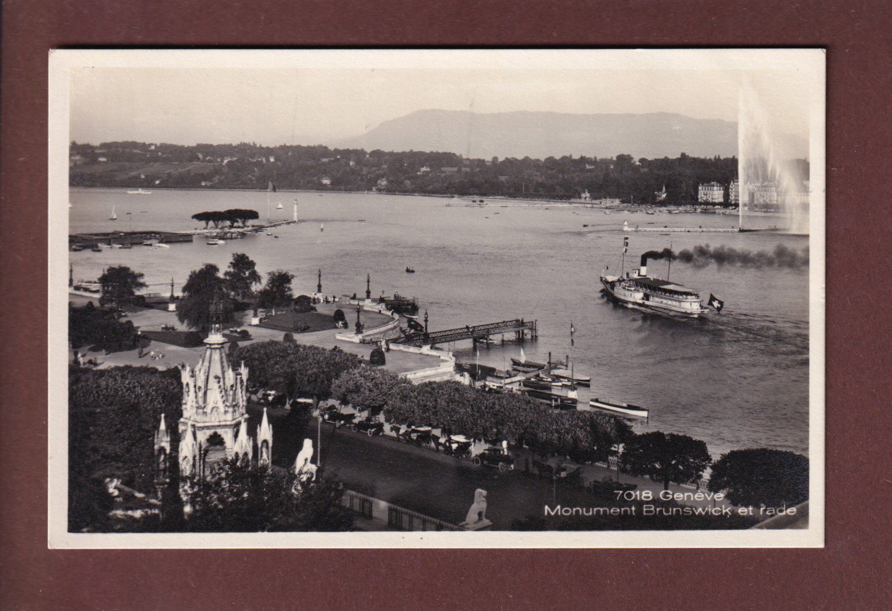 Cartes postales: GENEVE - Monument Brunswick – D'occasion à Pully par nicecards