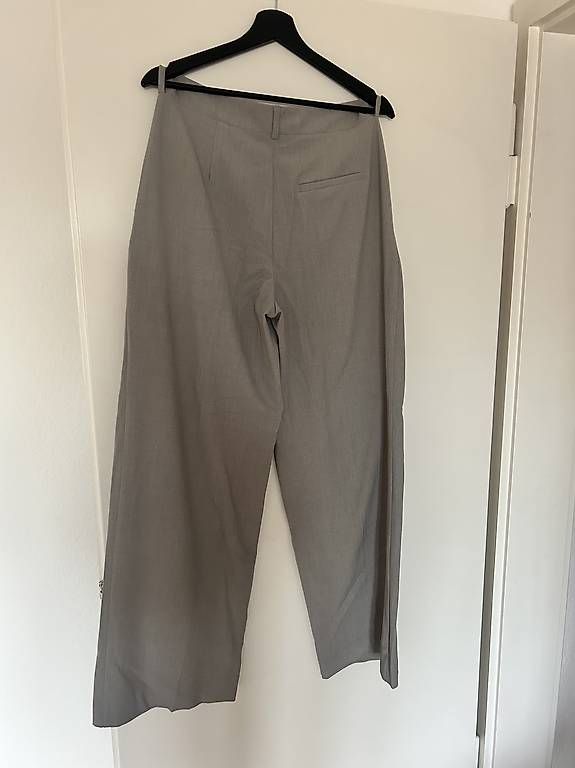 Pantaloni: Even&Odd Hose grau Wide legged – Usato da Zürich venduto da Claudi823 1