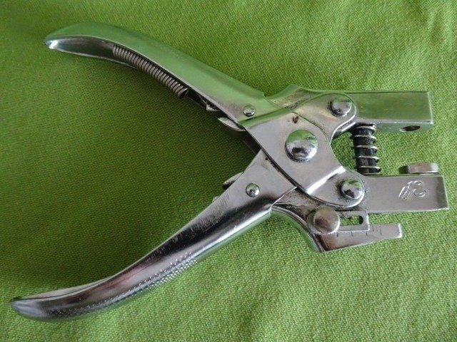 Tutti gli attrezzi: Oesen-Zange. 17,5cm lang – Usato da Berikon venduto da Ponderoso 1