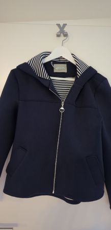 Stylische Amber&June Jacke, dunkelblau, Grösse 38, Neuwertig
