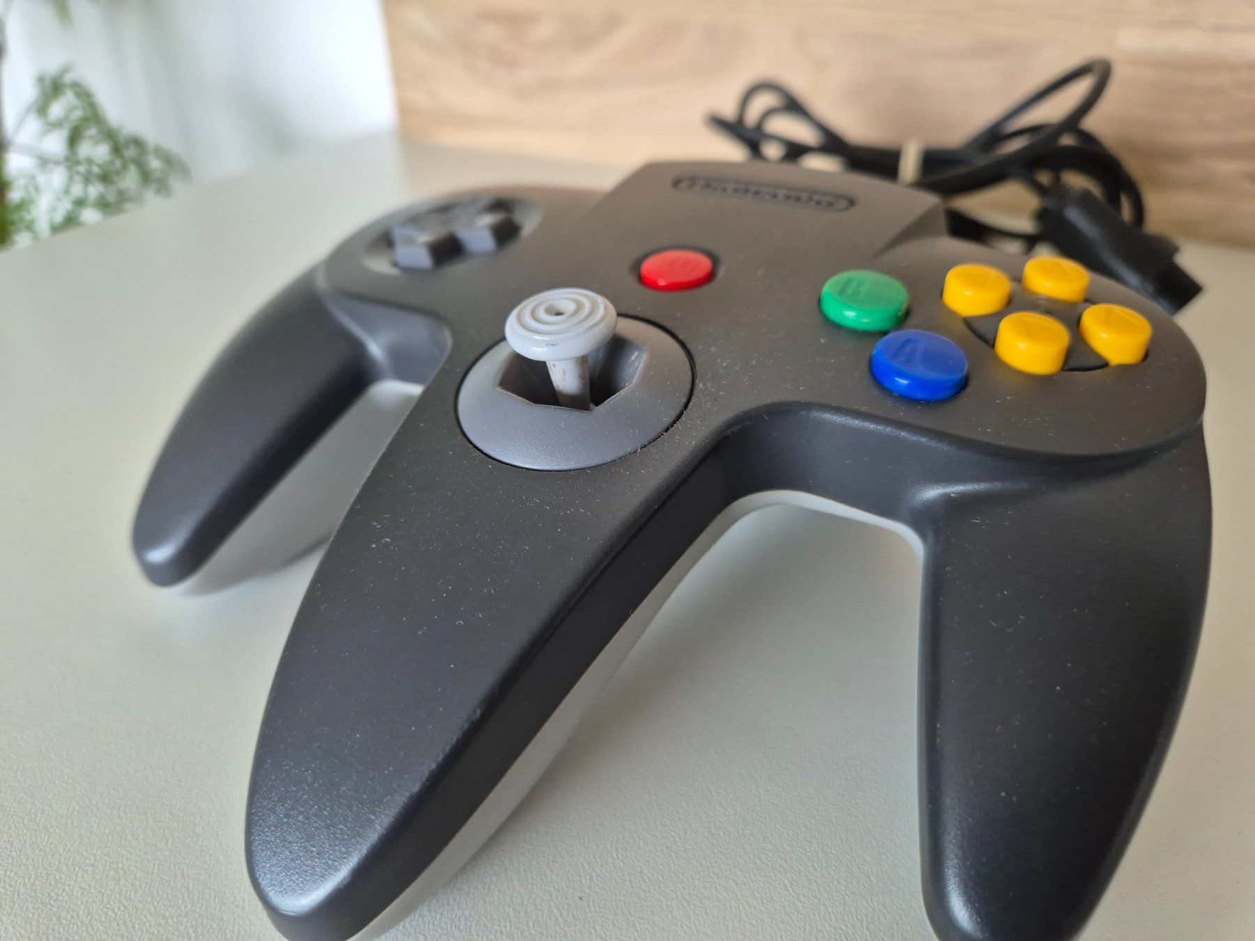 Controller: Nintendo 64 Controller Grau original N64 – Usato da Bassersdorf venduto da retrolab 1