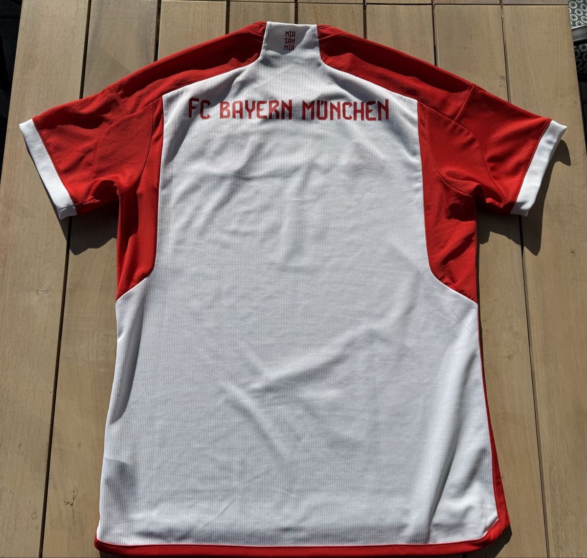 Bayern München Canottiere & Pantaloni: FC Bayern München – Usato da St. Niklausen OW venduto da roc2554 1