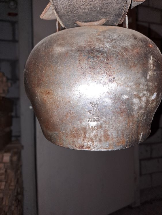 Cloche Acier Varrone Premana 351.01 - Sonore Et Durable, Style Chamonix Pour Troupeau Ou Décoration