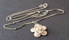 Collier fleur filigrane argent 800 - handmade AmareeJewelers