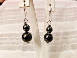 Elegante Ohrringe mit Hämatit Perlen