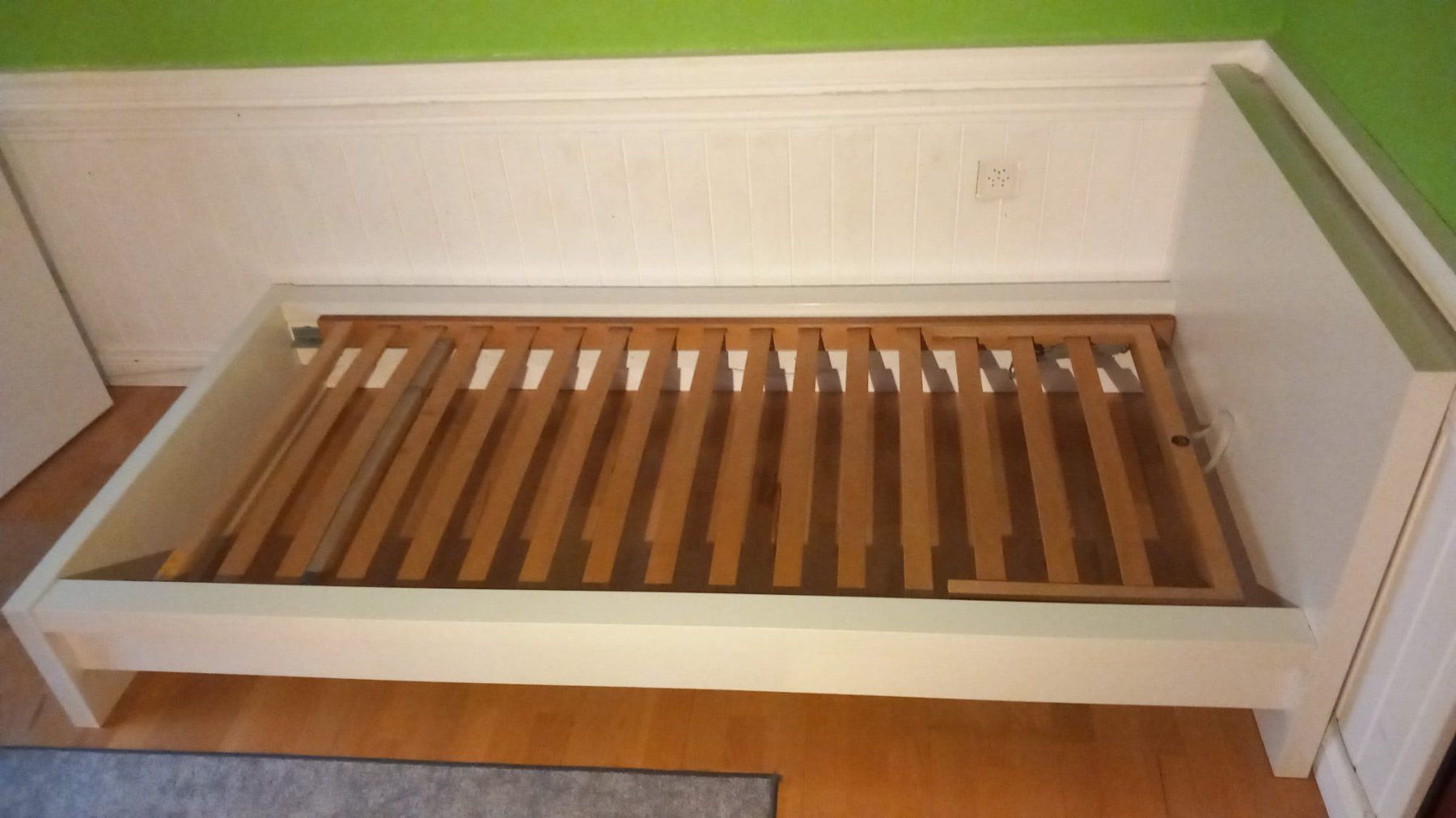 Ikea Letti: IKEA-Bett Malm 90x200 cm – Usato da Pieterlen venduto da xernice 1