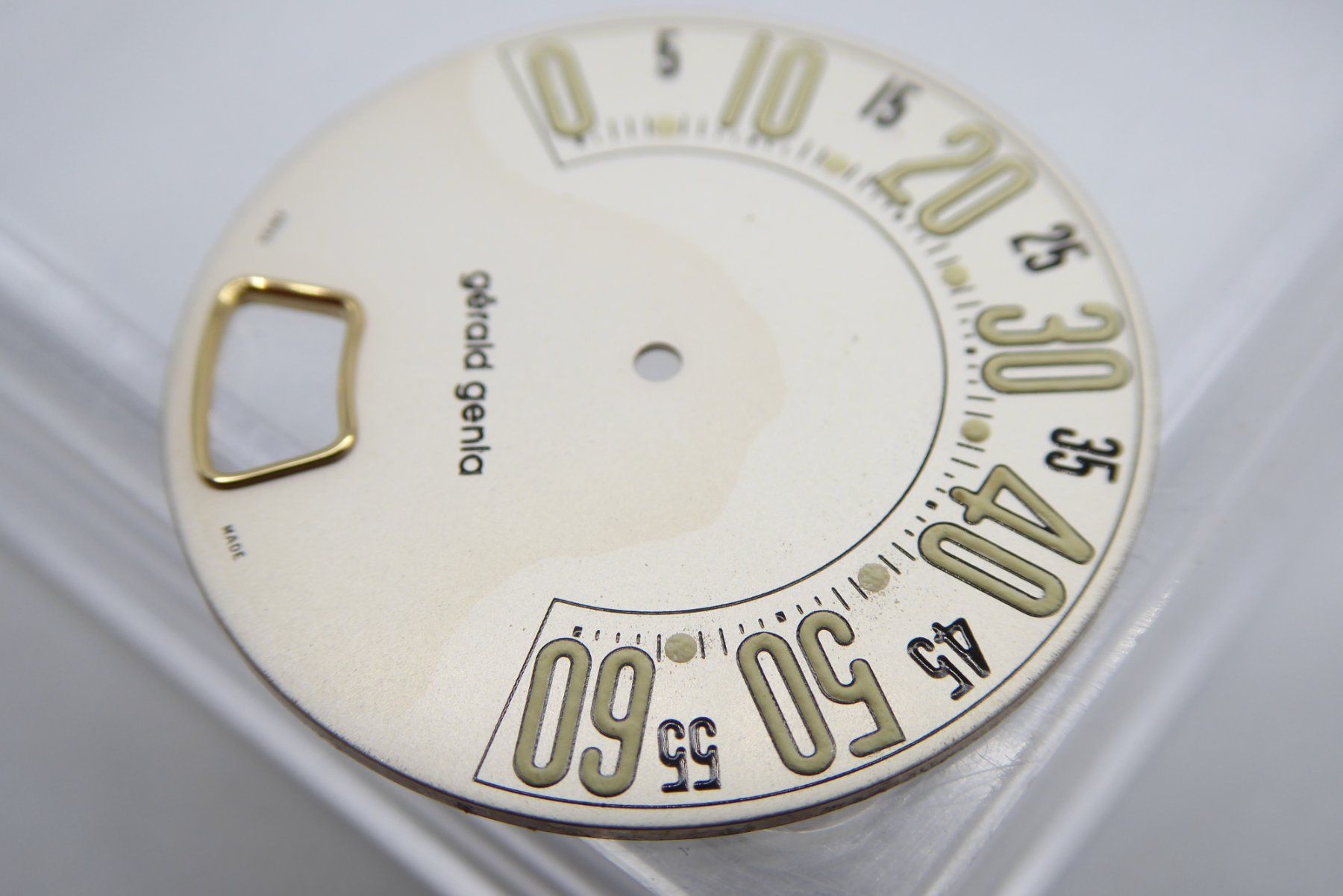 Orologi: Gerald genta Retro Classic dial for Gold model – Usato da Geneve venduto da adr_xk6n 2