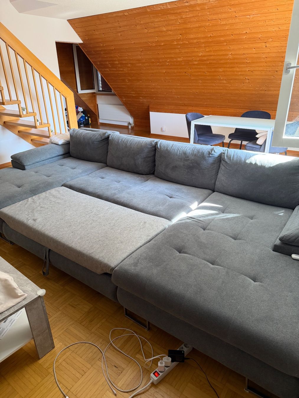 Divani: XXL Wohnlandschaft Sofa grau mit Schlaffunktion & grossem – Usato da Dietikon venduto da Bestcollectible 3