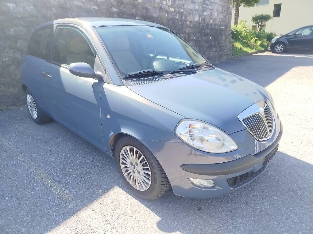 Automobili: Lancia y  – Usato da Paradiso venduto da sal_j7qr 3