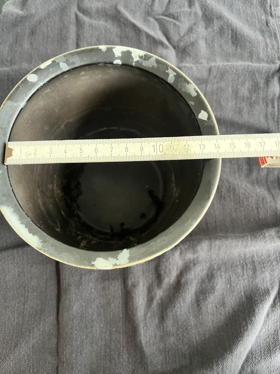 Blumentöpfe: Blumentopf Ø 18 cm  – Gebraucht aus Luzern von Buesu1989 2
