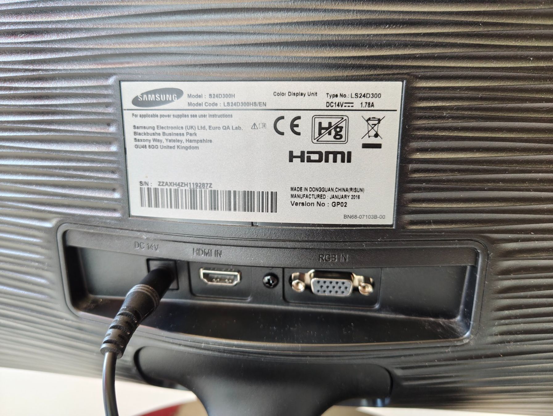 Samsung Monitor: Ecran d'ordinateur Samsung S24D300H – Usato da Courtelary venduto da Jpy_CH 2