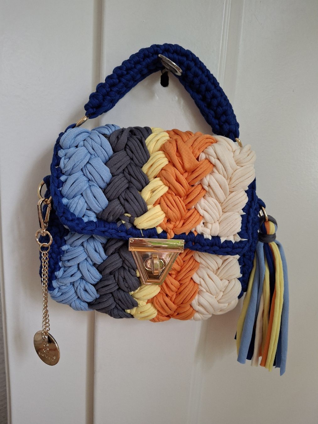 Sacs femmes: Sac à main tressé multicolore  – Neuf (Voir description) à Lausanne par Cognitia