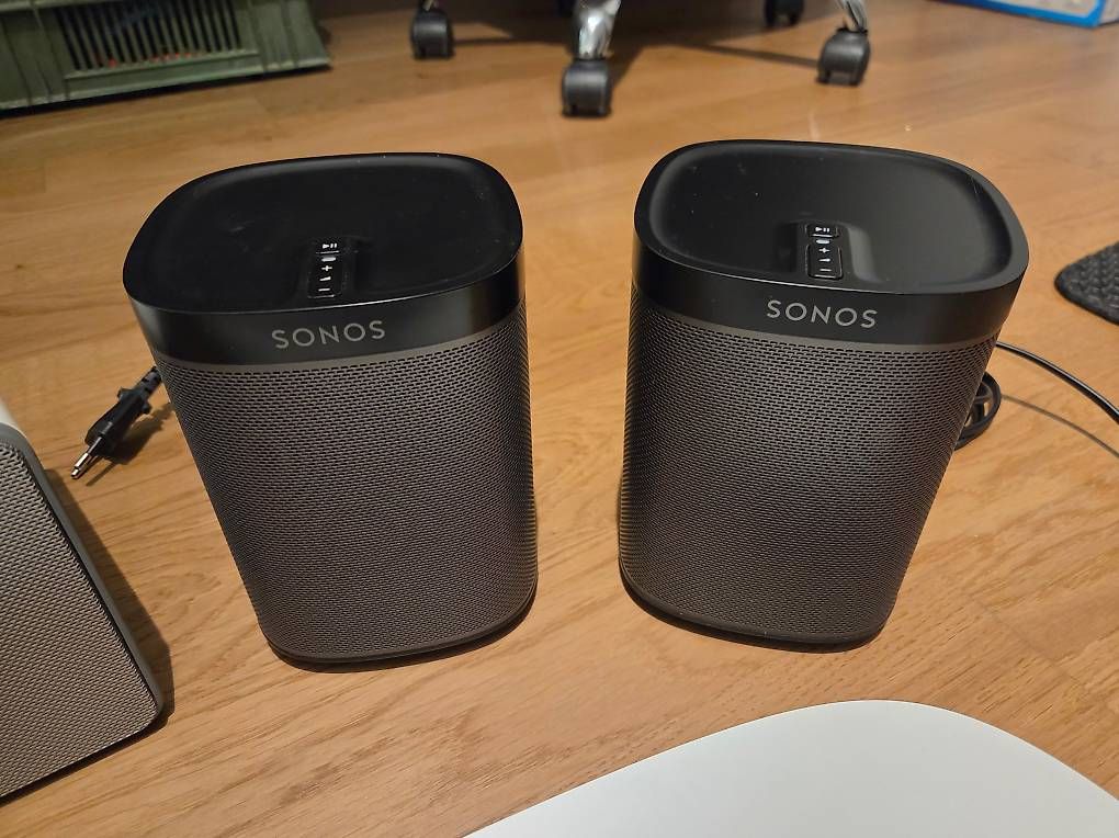 Casse acustiche: SONOS Set Playbase + 5 Lautsprecher | Heimkino / Multiroom  – Usato da Kerzers venduto da lev_9xrp 1
