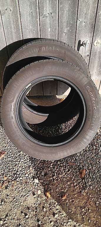 Pneumatici & Ruote complete: Sommerreifen 215/60/17" – Usato da Buttisholz venduto da gaz_n2xy 1