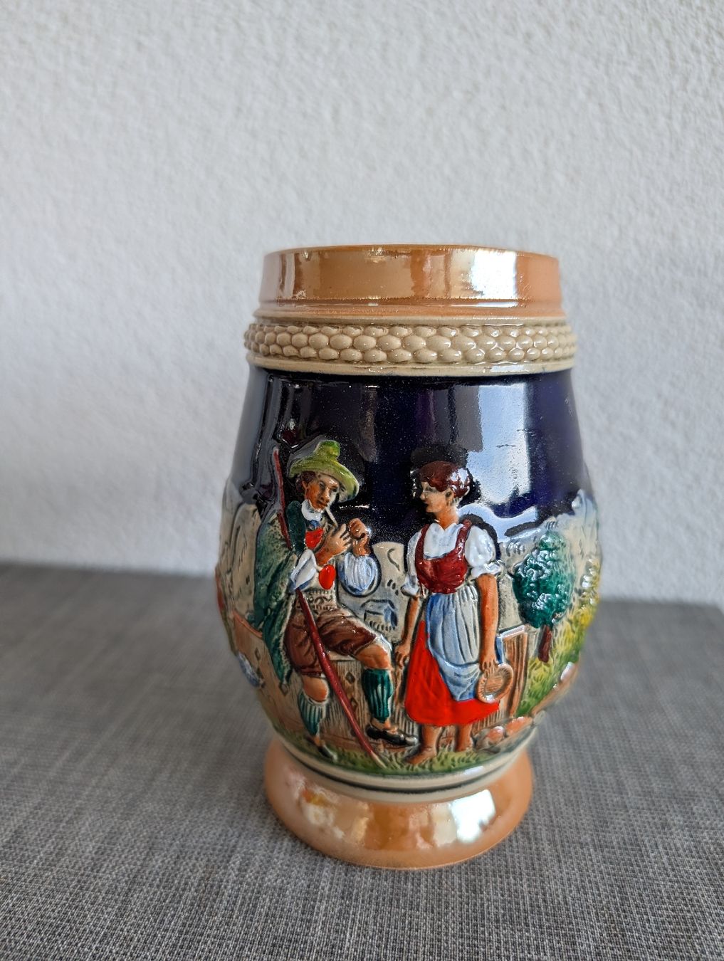 Bicchieri: Bierkrug Alpenmotiv – Usato da Bern venduto da ari_66yc