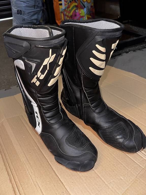 TCX Scarpe da uomo: Motorradstiefel – Usato da Oberwangen b. Bern venduto da cra_87q2
