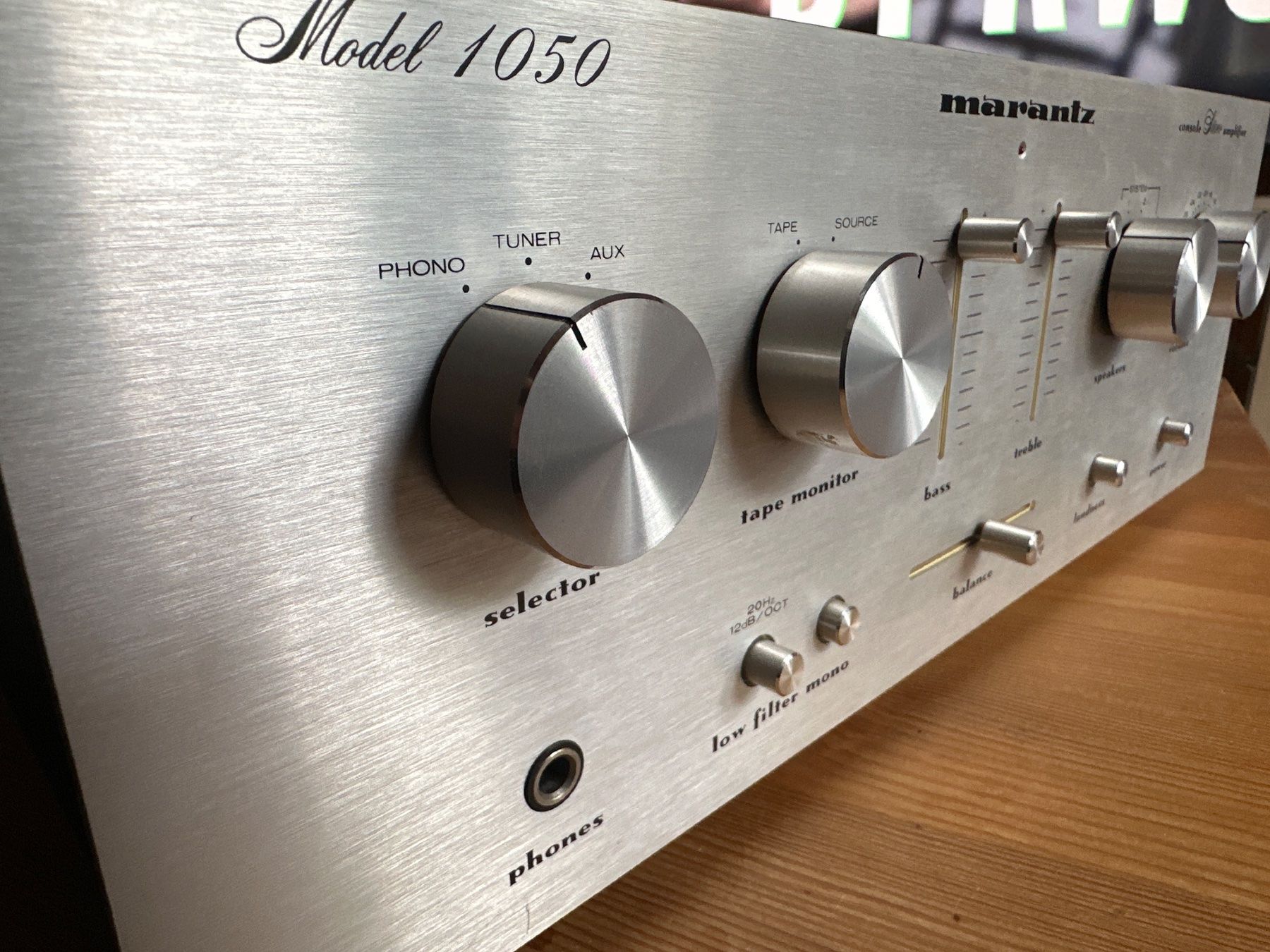 Marantz Amplificatori: Marantz Model 1050 Stereo Verstärker gebraucht – Usato da Elm venduto da kri_5q2c 4