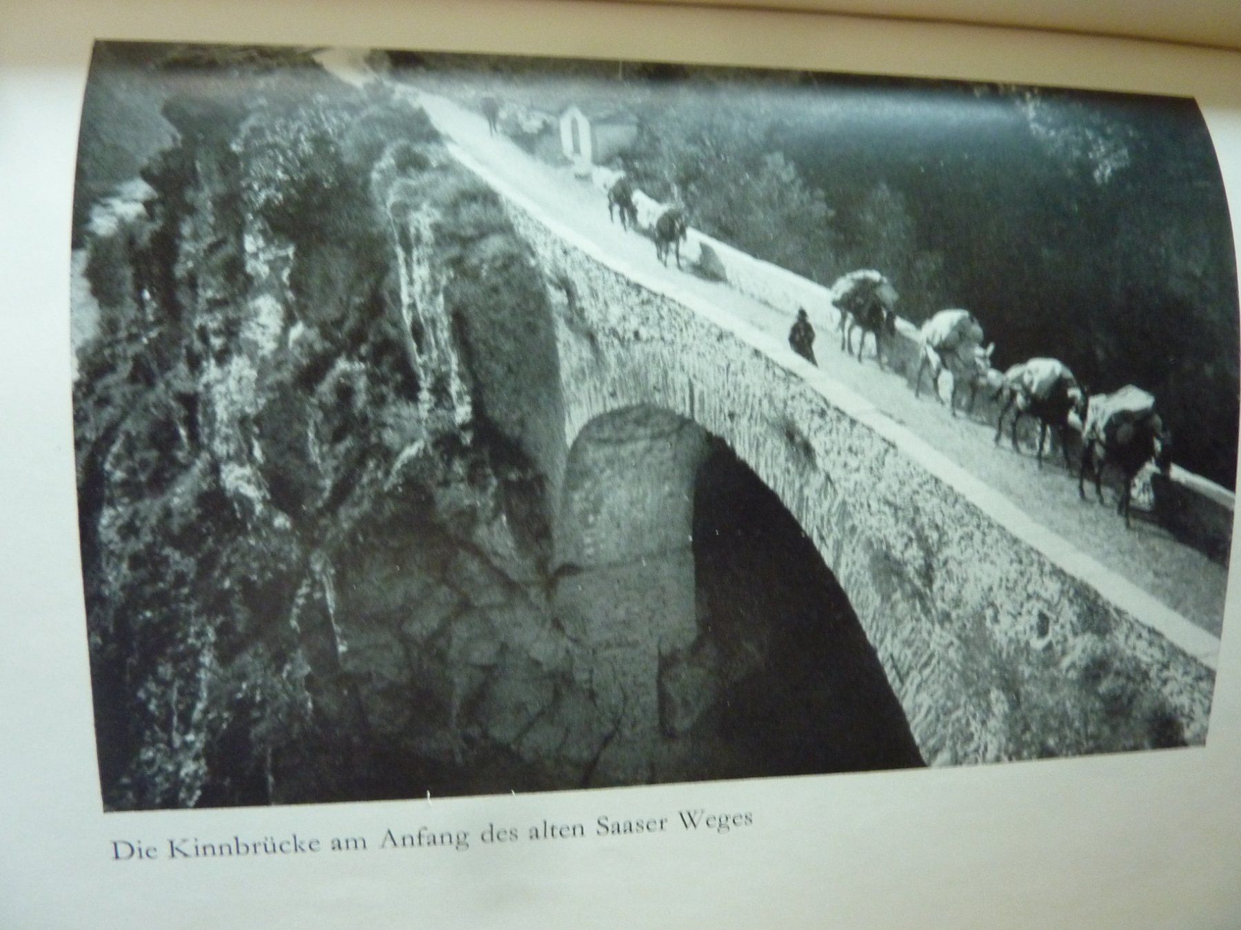 Libri: OSKAR ECKSTEIN. SEITENPFADE UM SAAS-FEE.. 3. AUFL, 1941 – Usato da Zürich venduto da Rrehsuah 4