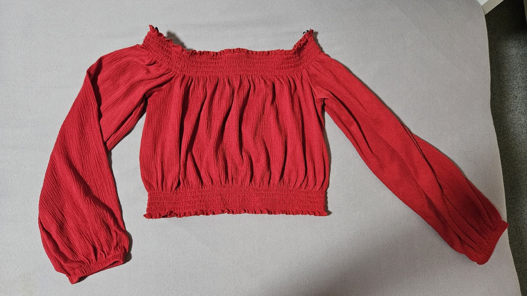 H&M Top: Rotes H&M Oberteil – Usato da Sax venduto da Kieselstei 2
