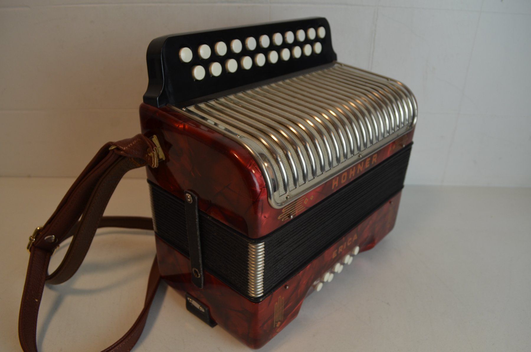 Hohner Strumenti musicali: Akkordeon diatonisch Hohner Erica – Usato da Zürich venduto da baumusik 1