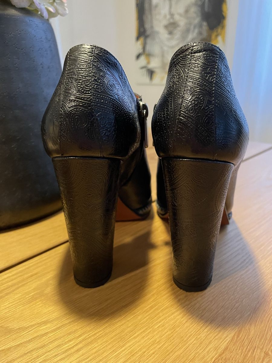 Scarpe da donna: Santoni Leder-Stiefeletten Gr. 37,5 schwarz – Nuovo e nell'imballaggio originale da Roggwil TG venduto da MiryamM 2
