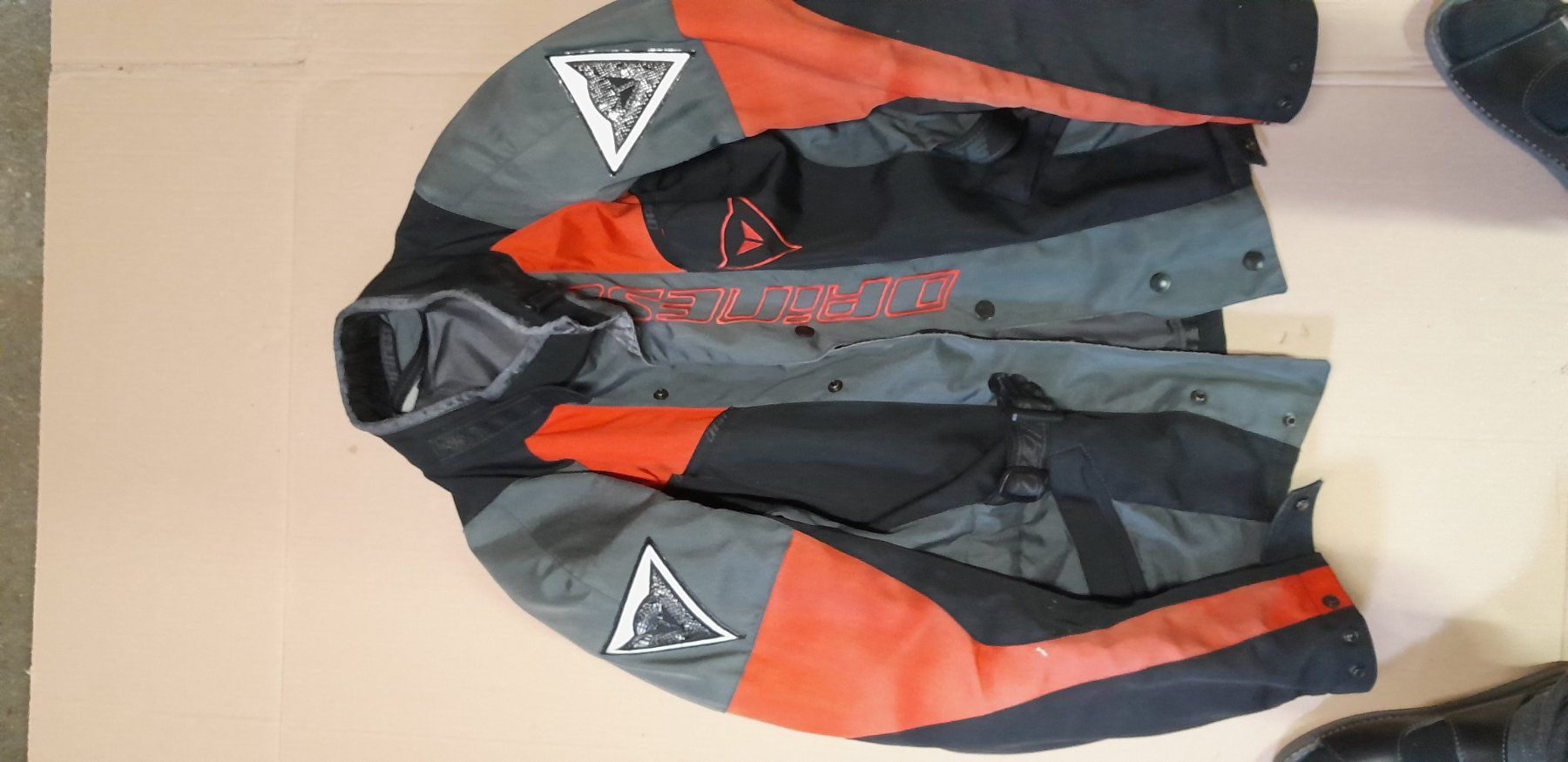Dainese Lotti di vestiti: Dainese Motorradkombi – Usato da Rothrist venduto da lipen 2